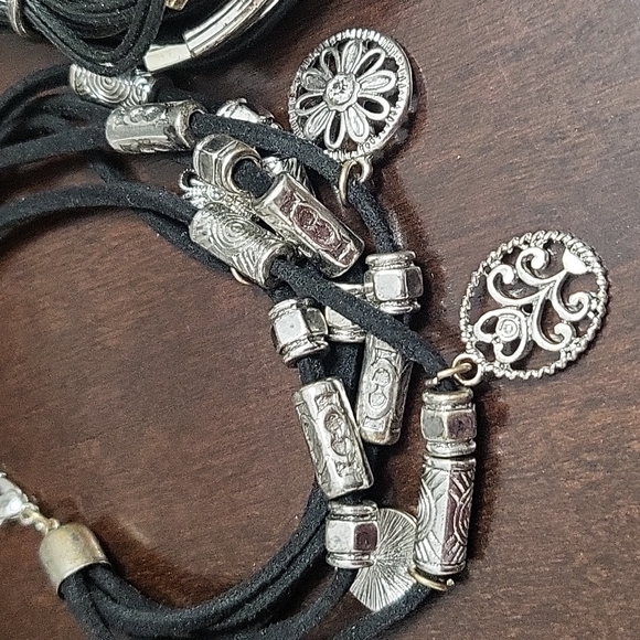 2 black and silver bracelets - Picture 2 of 3